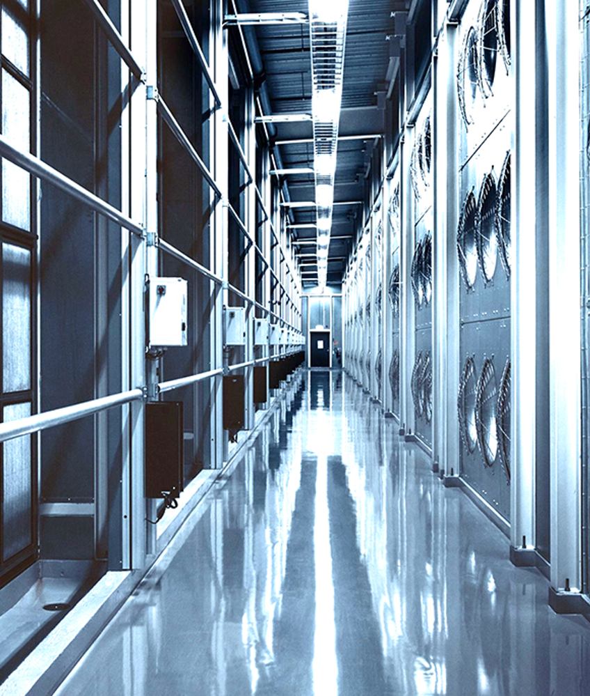 Hero data center_website.png