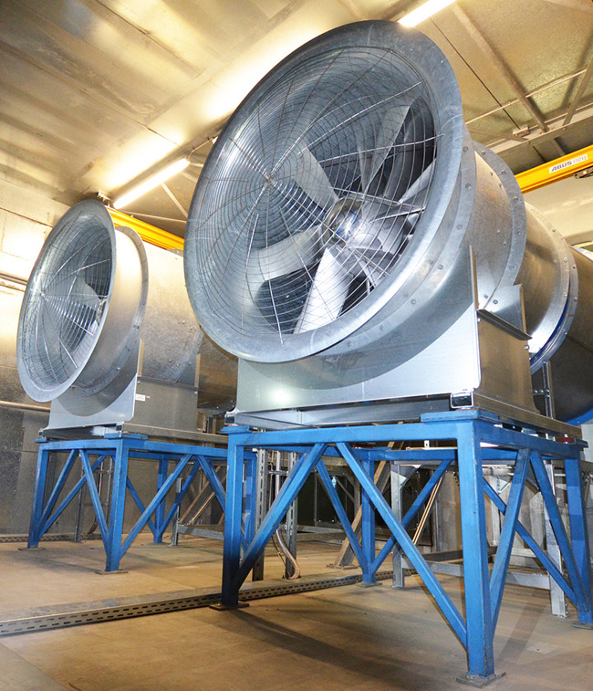 Frankfurt Airport_website.jpg